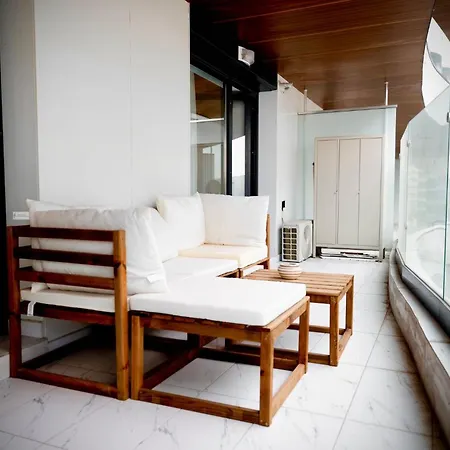 Casa Del Mar Ap 18 E2
