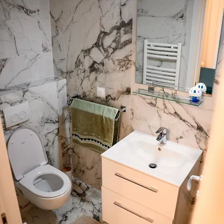 Casa Del Mar Ap 18 E2 Constanta